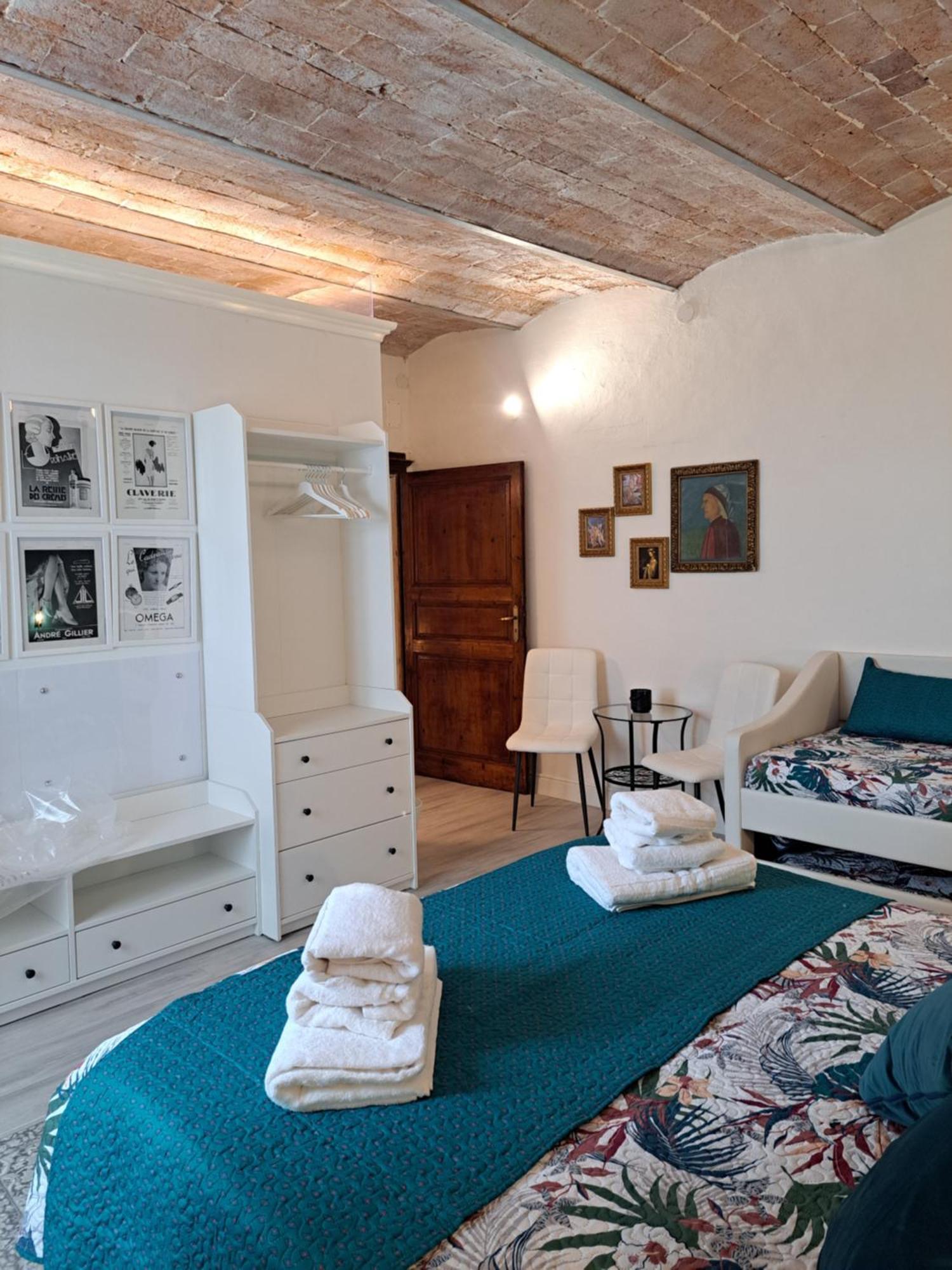 Guest House Vista Bella Apartment & Studio Prata 外观 照片